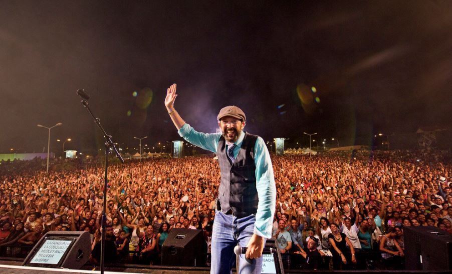 Juan Luis Guerra «revienta» carnaval de Tenerife