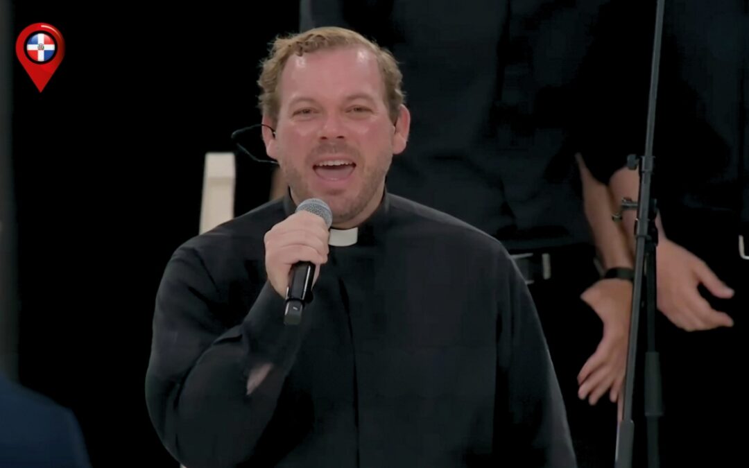 Carlos Cabrera, sacerdote dominicano que cantó ante el papa León XIV en Madrid (VIDEO)
